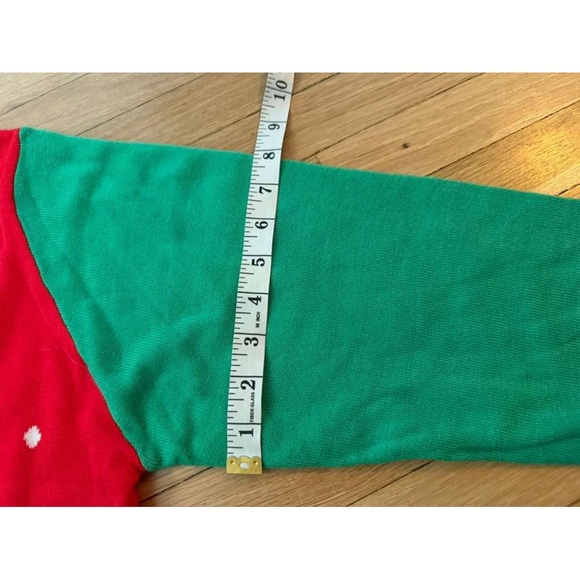 Tipsy Elves Meowy Christmas Adorable Kitten in a Wreath Holiday Pullover Sweater - Picture 12 of 14